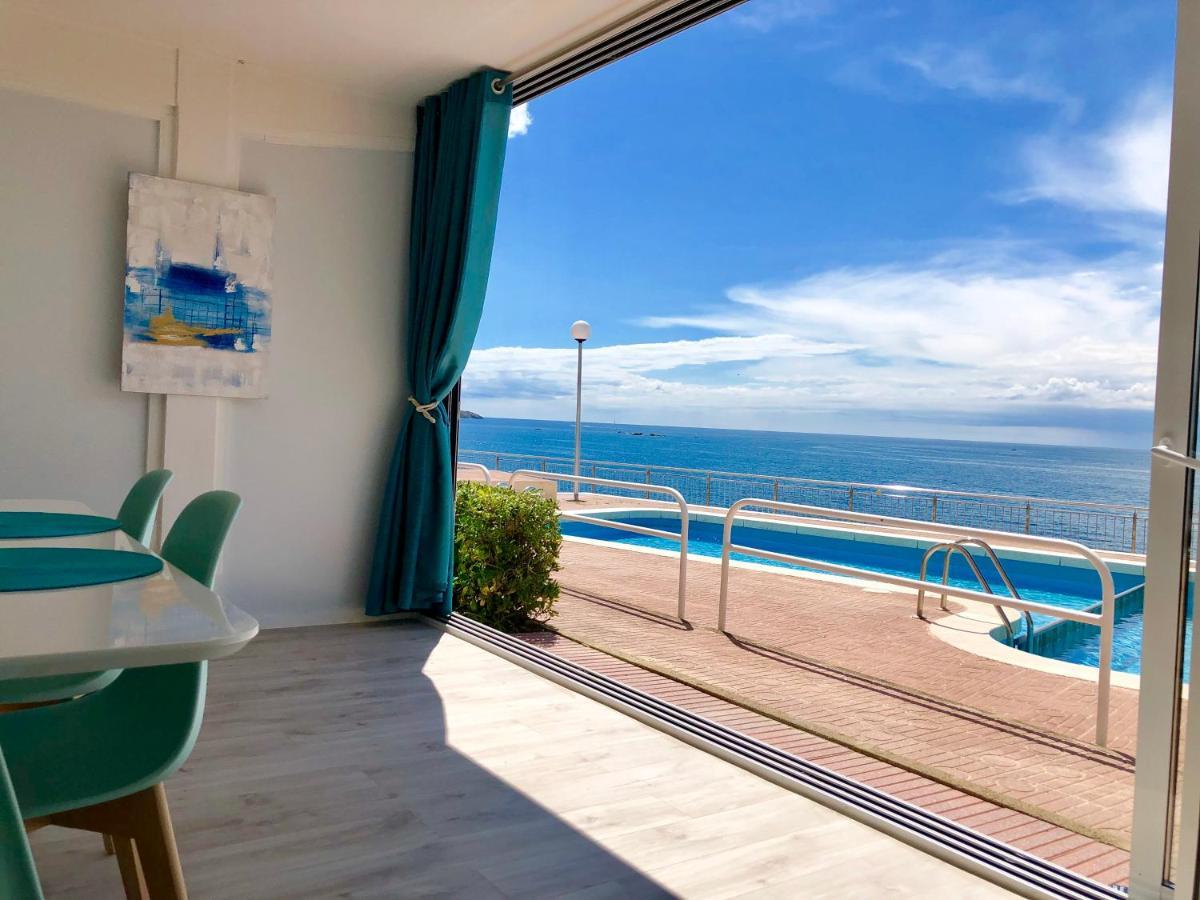Magnifique Appartement En Front De Mer, Caneylles Росес Екстериор снимка