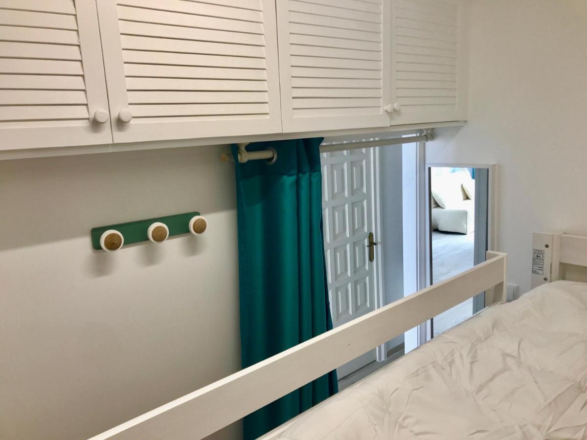 Magnifique Appartement En Front De Mer, Caneylles Росес Екстериор снимка