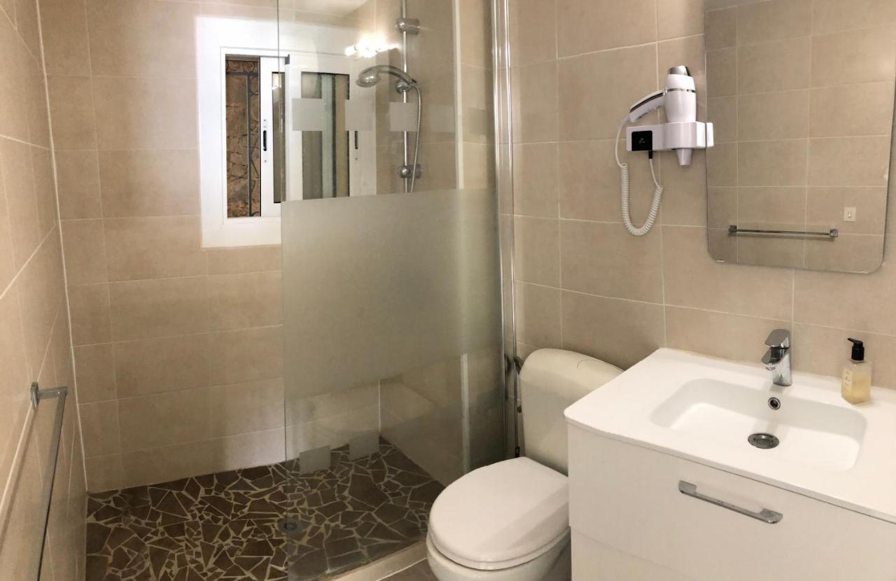 Magnifique Appartement En Front De Mer, Caneylles Росес Екстериор снимка