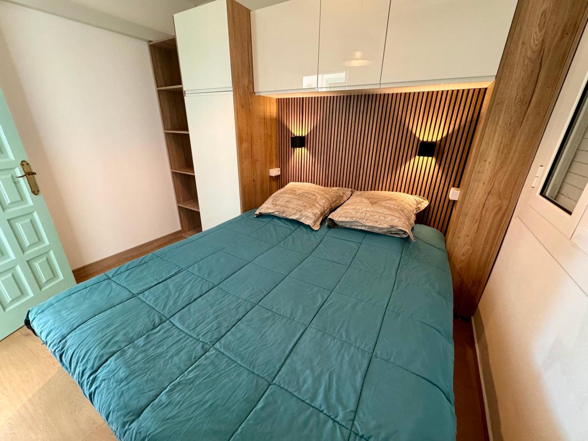Magnifique Appartement En Front De Mer, Caneylles Росес Екстериор снимка