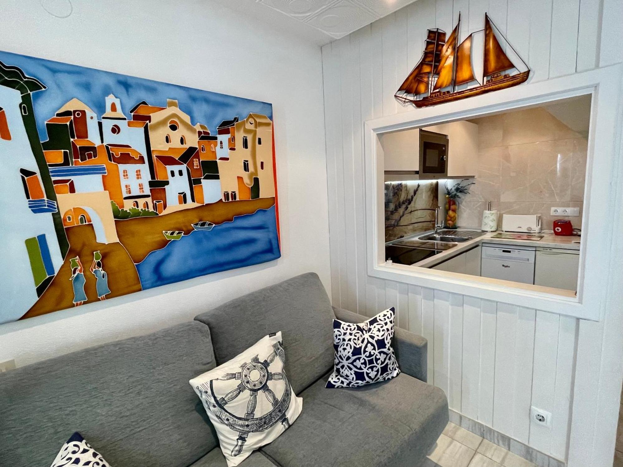Magnifique Appartement En Front De Mer, Caneylles Росес Екстериор снимка